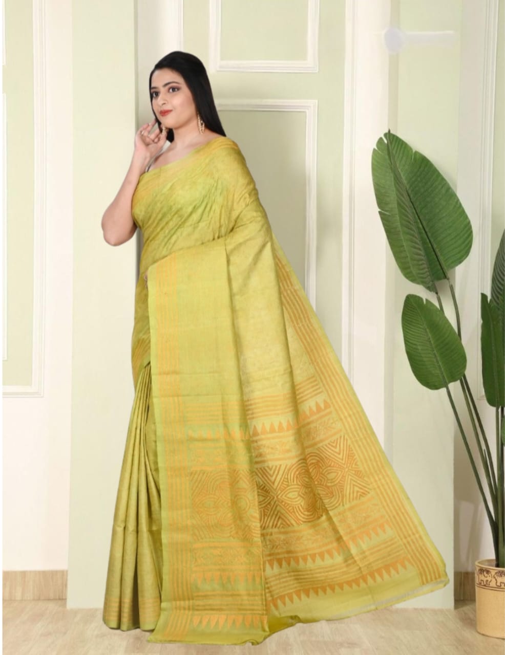 Hand Kantha Embroidery Work on Mehendi Green Colour Ganchi Tussar Silk Saree