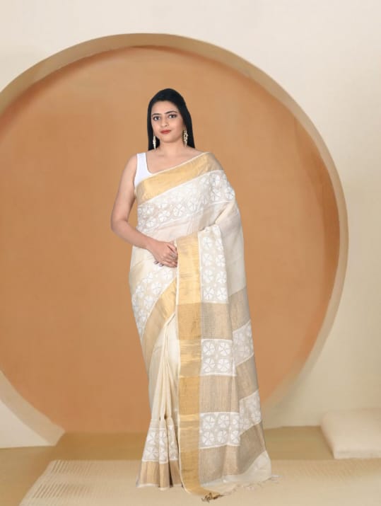 Hand Kantha Embroidery Work on Off White Colour Zari Border Gachi Tussar Silk